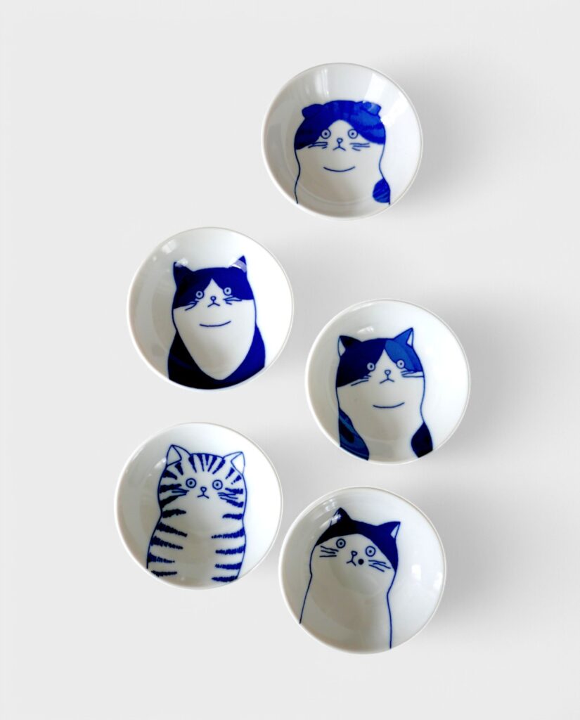 Set de 5 Petites Assiettes Chats Mino-yaki